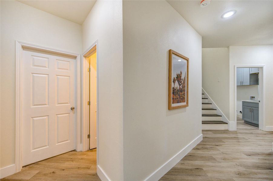 Spacious, unfurnished interior of a new home in , Humble (Image 22).