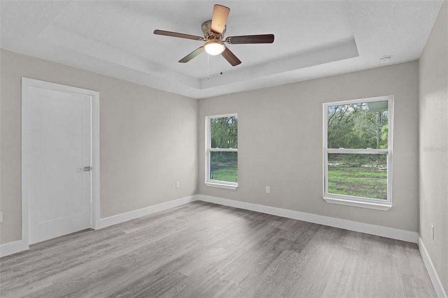 Spacious, unfurnished interior of a new home in , Ocklawaha (Image 24).