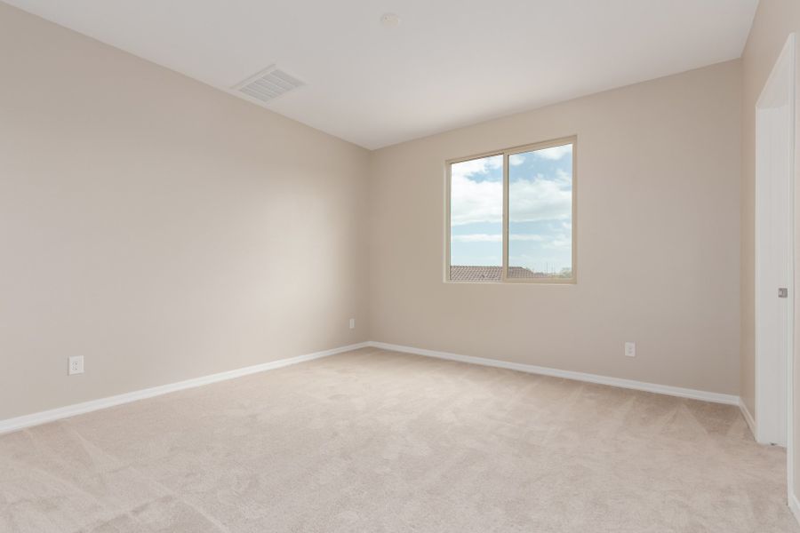Representative unfurnished interior of a home built from the Turquoise by Taylor Morrison in Tierra Montana Encore Collection, Laveen (Image 73).