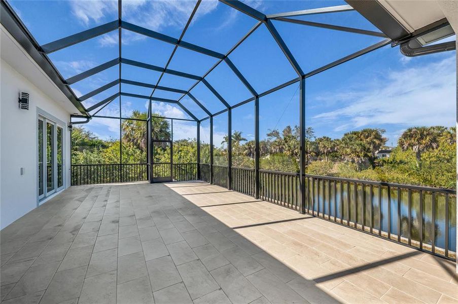 Exterior details and patio area of a home in , Port Charlotte (Image 39).