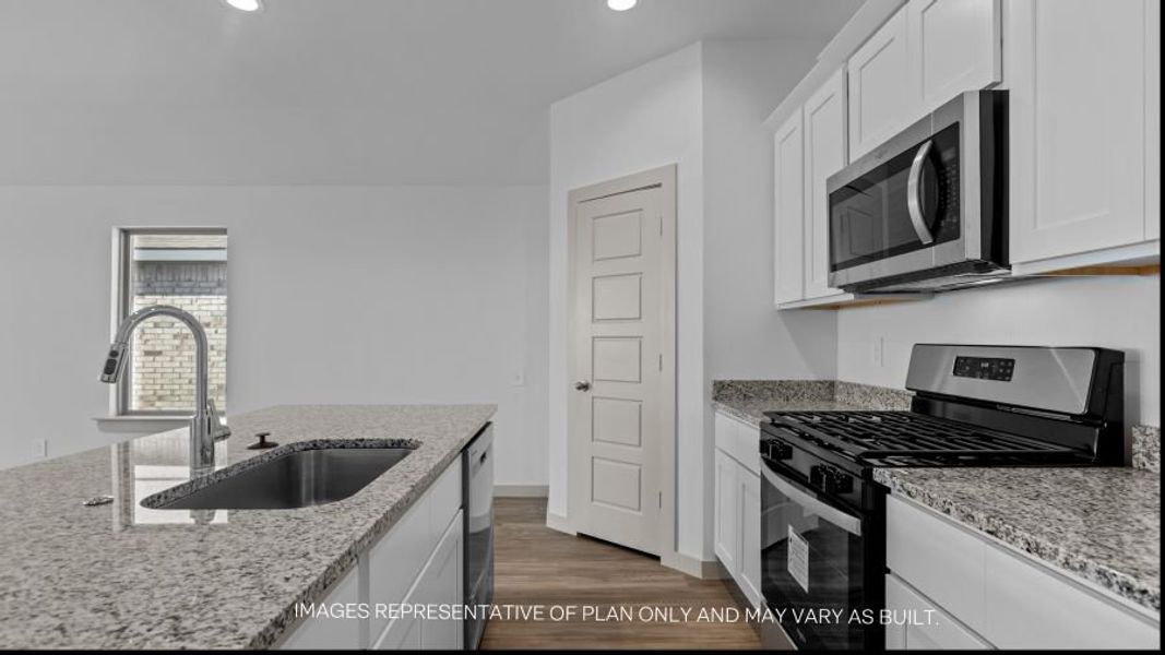 Furnished interior view inside a new home in Allen Farms, Lubbock (Image 3).