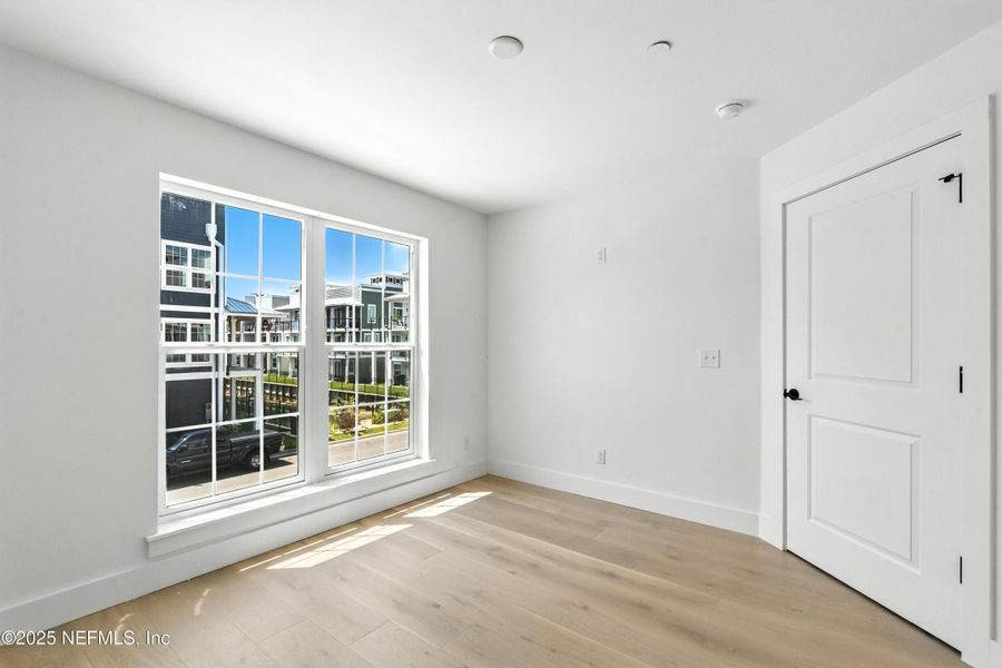 Spacious, unfurnished interior of a new home in , St. Augustine (Image 17).