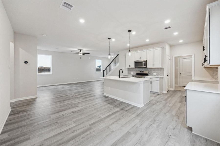 Image 33 of a home in Elyson.