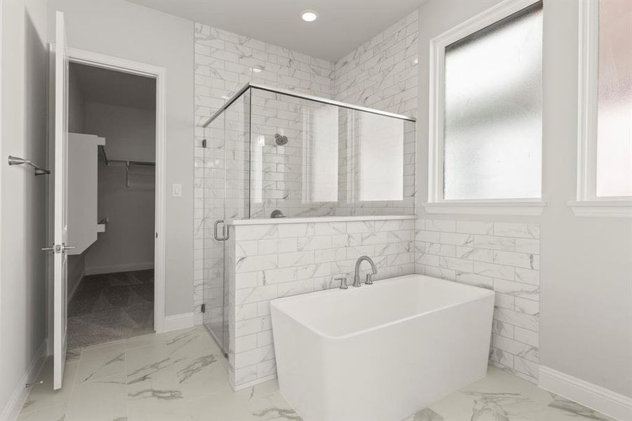 20. 2109 Clairmount - Bath