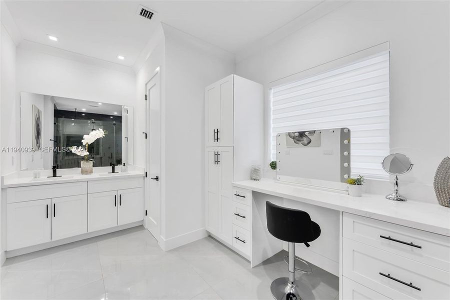 Furnished interior view inside a new home in , Miami (Image 8).