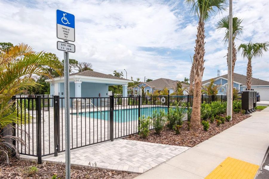 Community amenities in , Clearwater (Image 12).