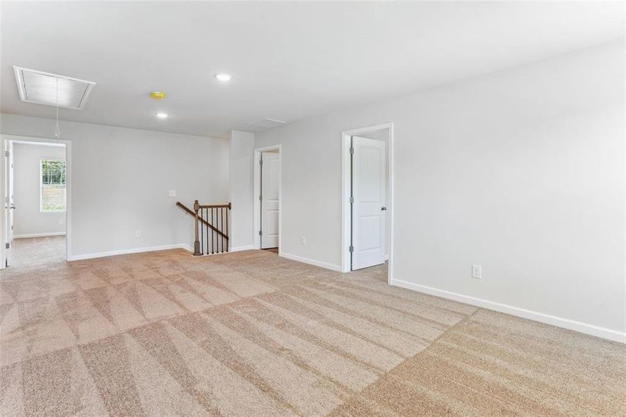 Spacious, unfurnished interior of a new home in , Covington (Image 23).