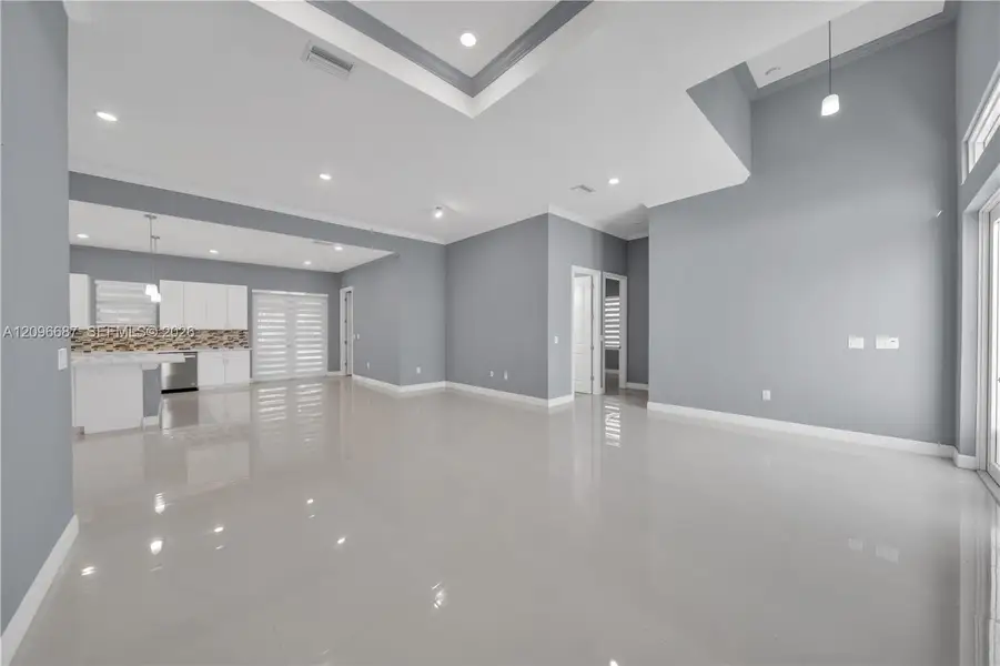 Spacious, unfurnished interior of a new home in , Lehigh Acres (Image 23).