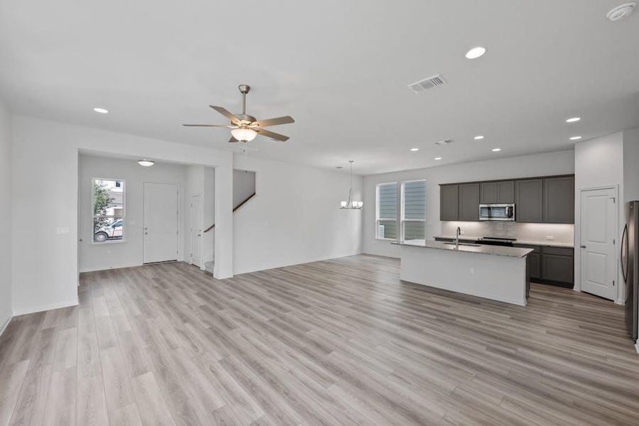 Spacious, unfurnished interior of a new home in Fleetwood, Dripping Springs (Image 17). Spacious, unfurnished interior of a new home in Fleetwood, Dripping Springs (Image 17).