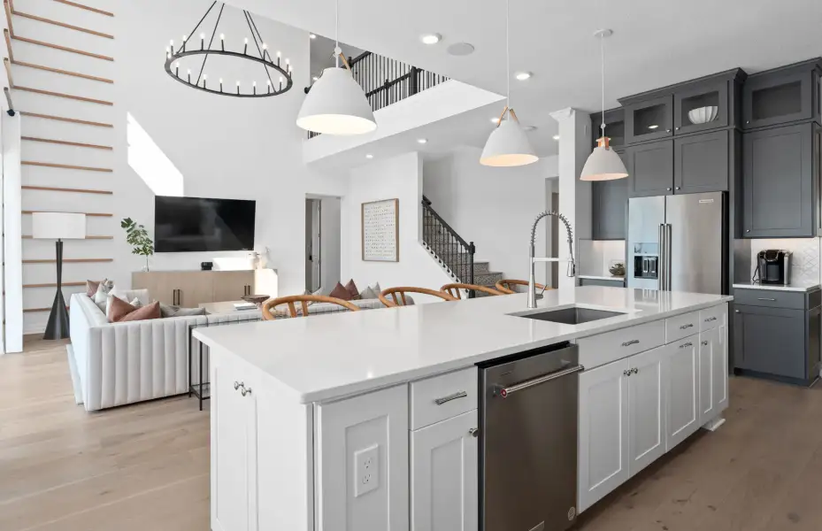 Representative furnished interior of a home built from the Roseland by Pulte Homes in Stonehill, Howey-in-the-Hills (Image 24).
