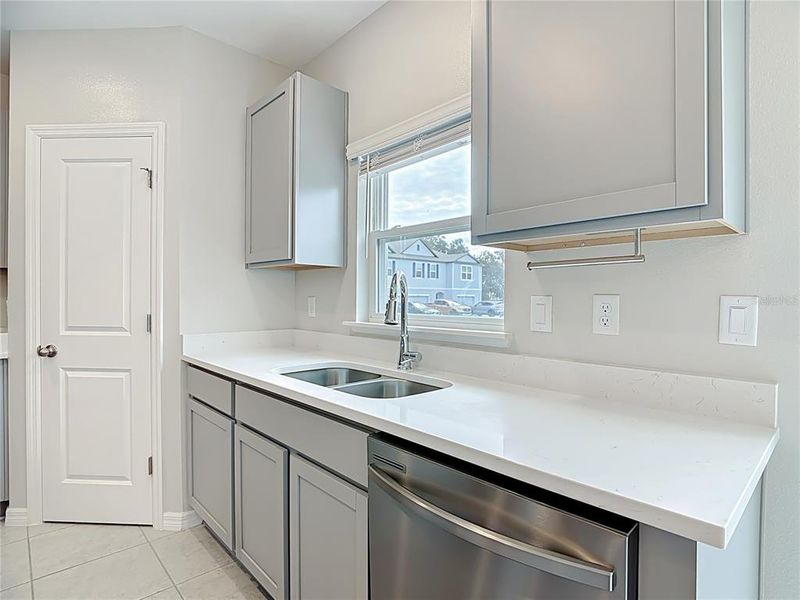 Furnished interior view inside a new home in , Lakeland (Image 34).
