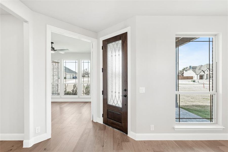 Spacious, unfurnished interior of a new home in Crystal Lake Estates, Red Oak (Image 15).