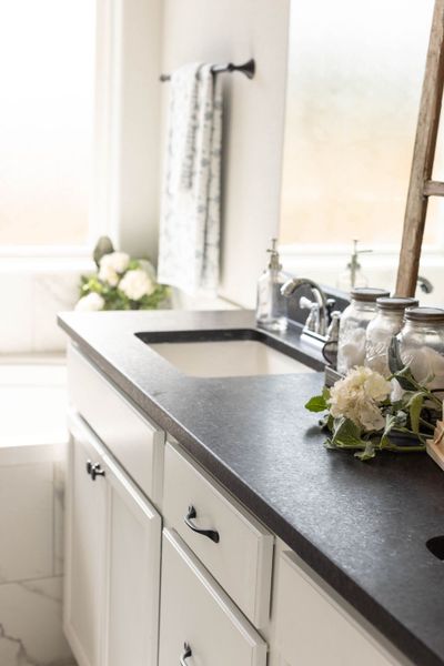 Representative furnished interior of a home built from the The Laurel by Avonley Homes in Greens Prairie Reserve, College Station (Image 37).