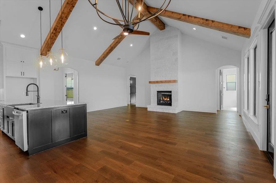 Spacious, unfurnished interior of a new home in , Godley (Image 27).