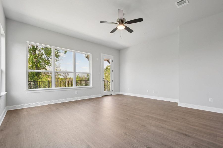 Spacious, unfurnished interior of a new home in Cross Creek, Cedar Park (Image 33).