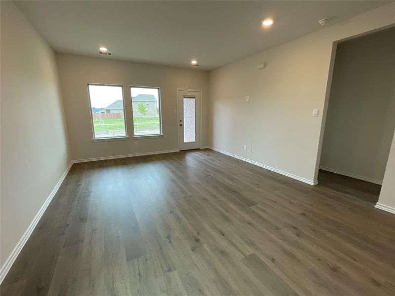 Spacious, unfurnished interior of a new home in Elevon, Lavon (Image 5). Spacious, unfurnished interior of a new home in Elevon, Lavon (Image 5).