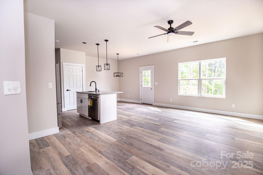 Image 15 of a home in .