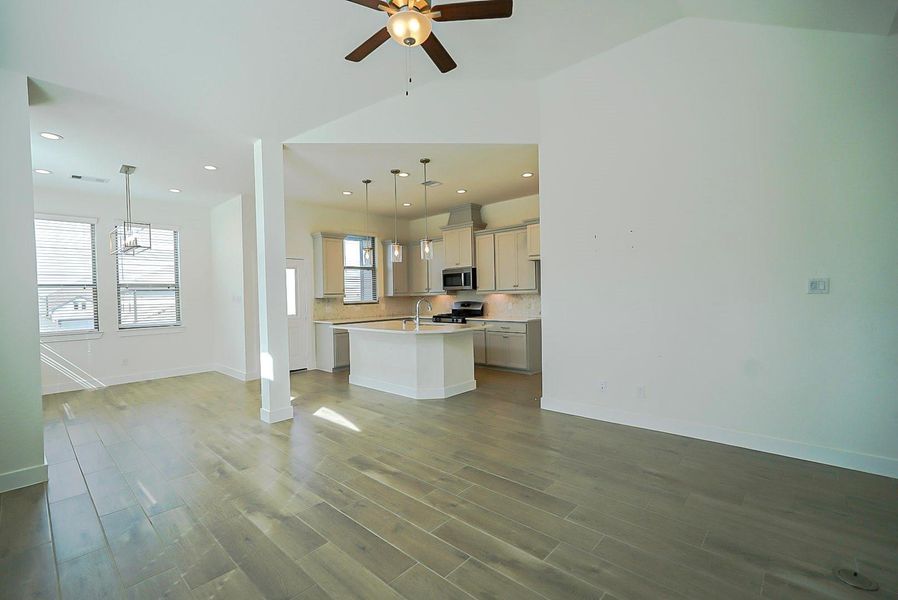 Image 30 of a home in .