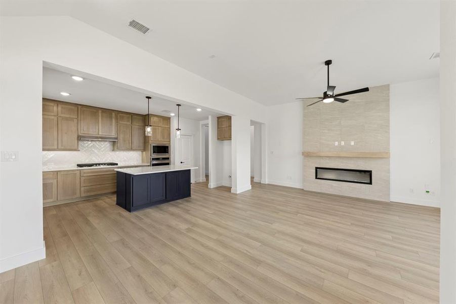 15. 1708 Possum - Dining (2) 15. 1708 Possum - Dining (2)