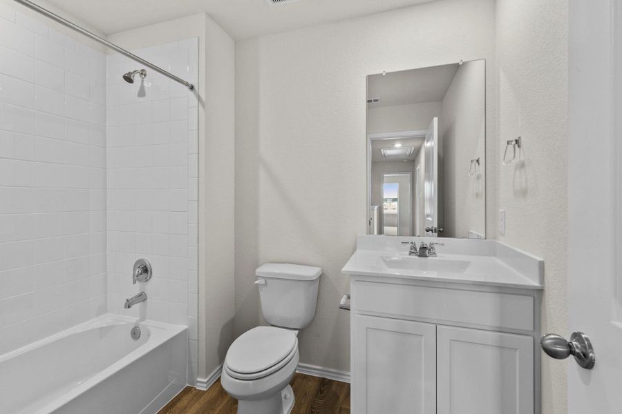 Furnished interior view inside a new home in Sunset Oaks, Maxwell (Image 9).