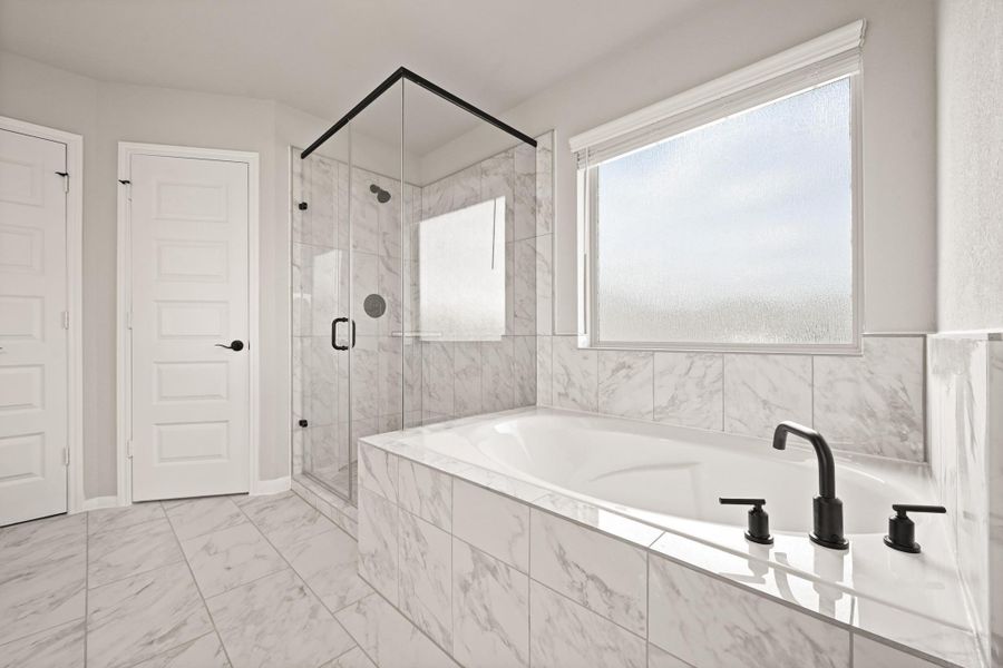 Furnished interior view inside a new home in Waterstone on Lake Conroe, Montgomery (Image 12). Furnished interior view inside a new home in Waterstone on Lake Conroe, Montgomery (Image 12).