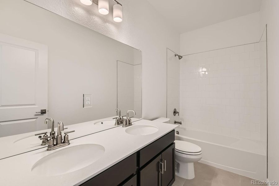 Furnished interior view inside a new home in Wolf Creek Run, Strasburg (Image 12).