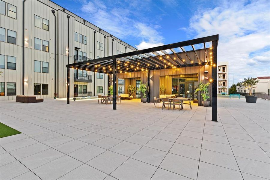 Community amenities in , Dallas (Image 14).