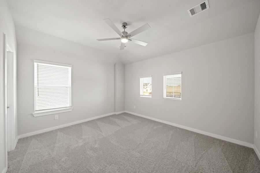 Spacious, unfurnished interior of a new home in Beacon Hill, Waller (Image 9). Spacious, unfurnished interior of a new home in Beacon Hill, Waller (Image 9).