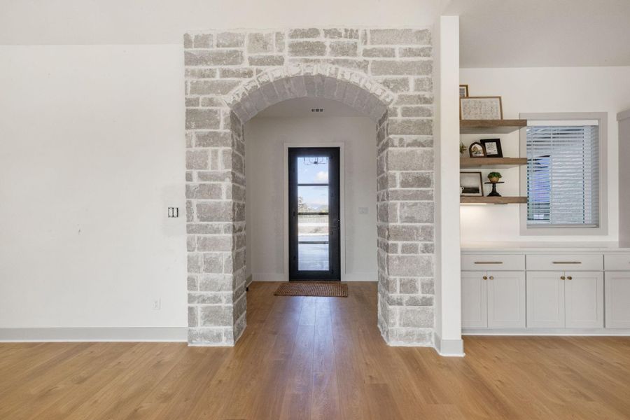 Spacious, unfurnished interior of a new home in , Bryan (Image 23).