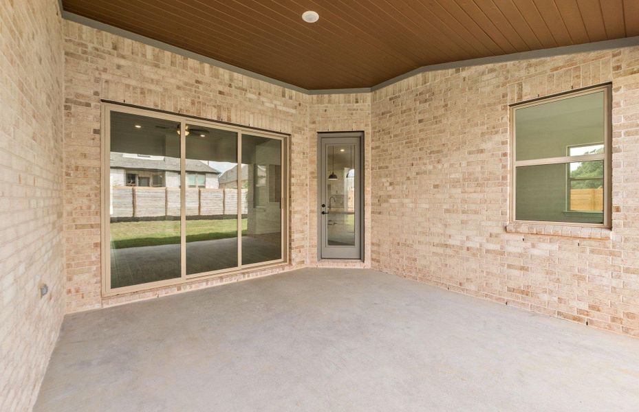 Exterior details and patio area of a home in Bluffview Reserve, Leander (Image 3).