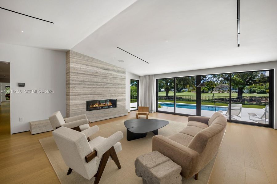 Image 53 of a home in .