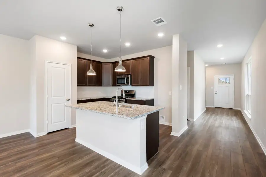 Furnished interior view inside a new home in Hilltop Heights, Waco (Image 5). Furnished interior view inside a new home in Hilltop Heights, Waco (Image 5).