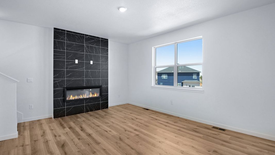 Spacious, unfurnished interior of a new home in Trails at Crowfoot, Parker (Image 32). Spacious, unfurnished interior of a new home in Trails at Crowfoot, Parker (Image 32).