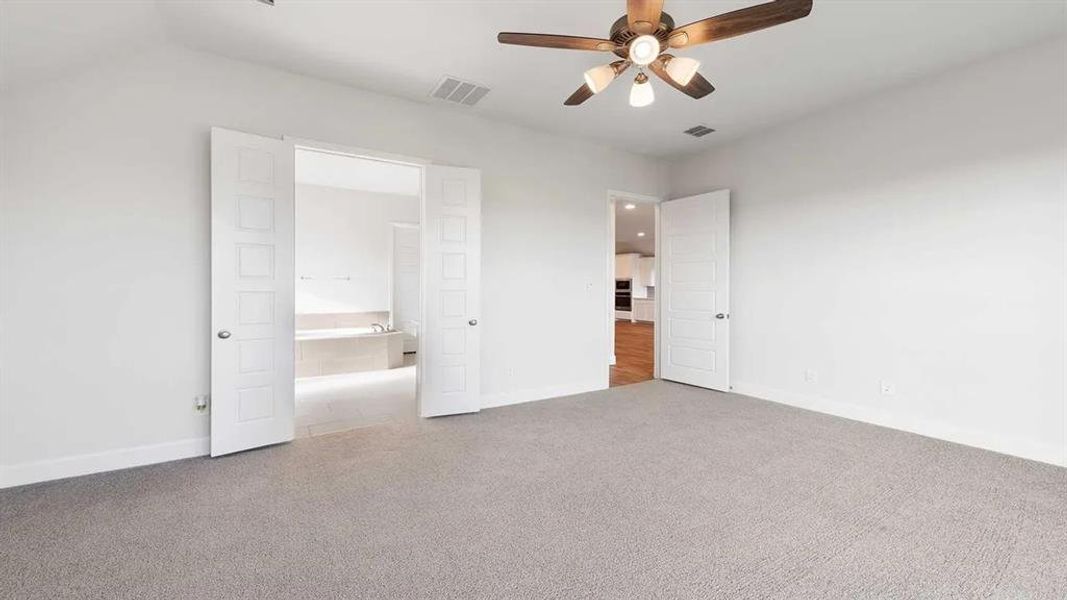 Spacious, unfurnished interior of a new home in Devonshire - Reserve 50', Forney (Image 15).