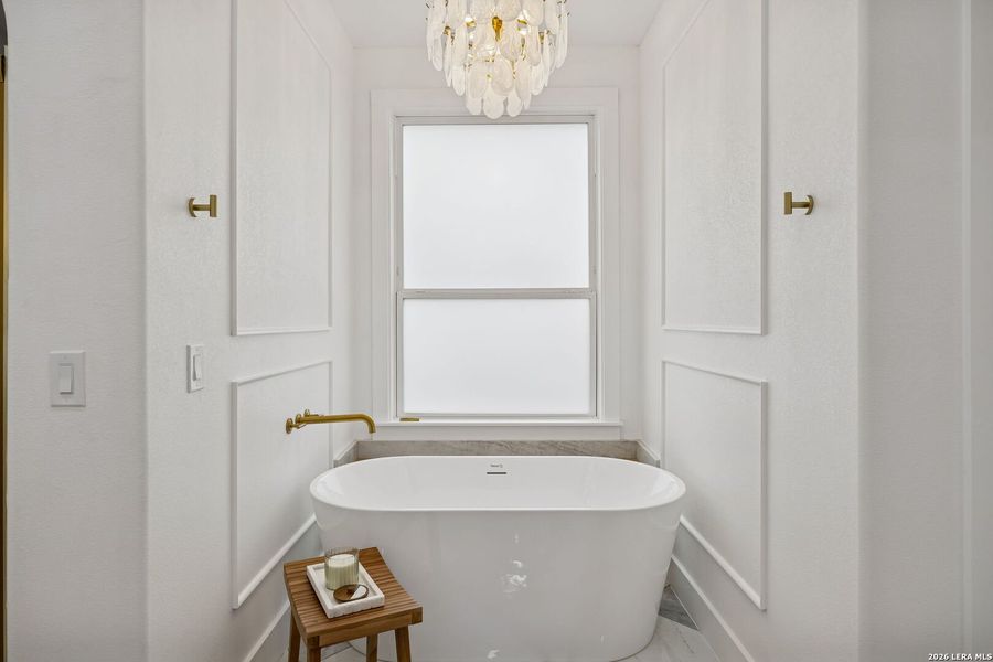 Image 37 of a home in .