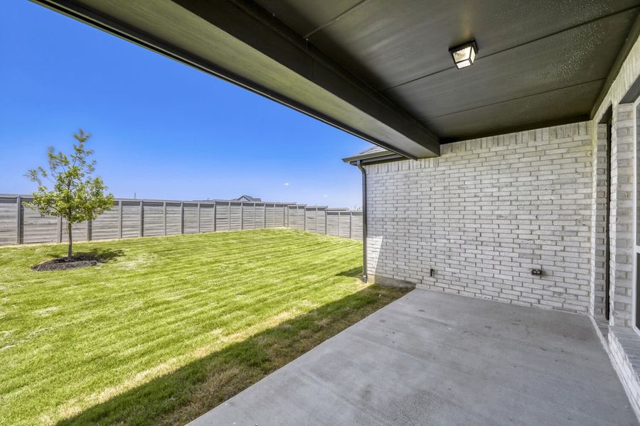 9912 Oak Glade - Patio 9912 Oak Glade - Patio