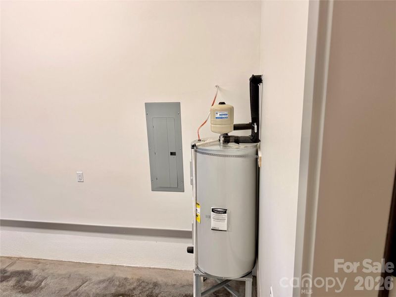 Image 35 of a home in .