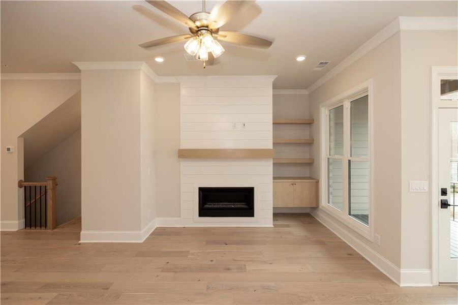 Spacious, unfurnished interior of a new home in Townes 333, Peachtree Corners (Image 20).