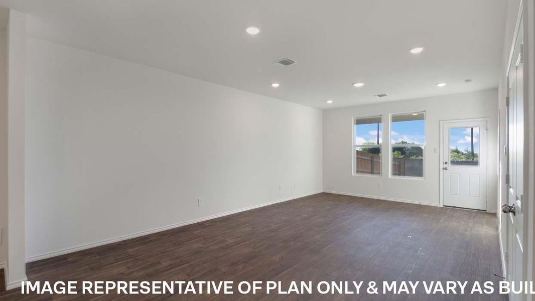 Spacious, unfurnished interior of a new home in Wayside, Uhland (Image 11).