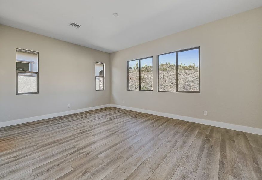 Ridgecrest Vantage HS 31 Primary Bed - 11 of 13