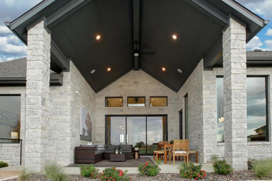 Leighton Outdoor Living Area Leighton Outdoor Living Area