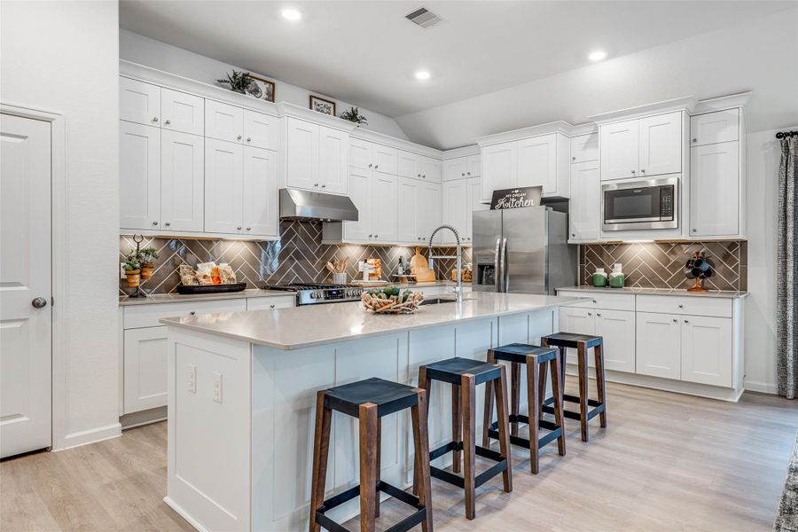 Furnished interior view inside a new home in Anniston, Katy (Image 27).