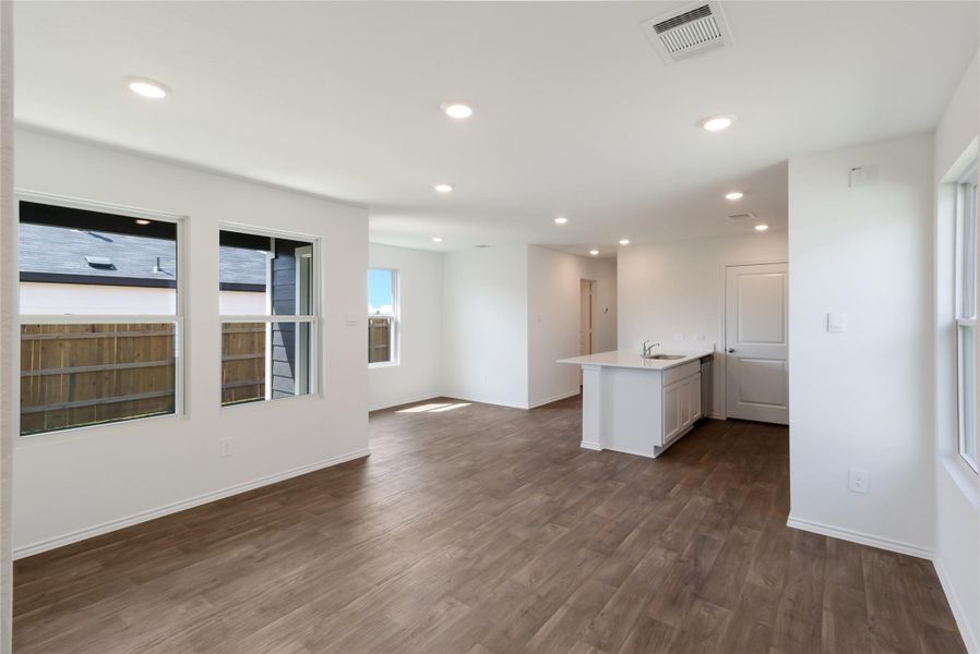Spacious, unfurnished interior of a new home in Marigold, Uhland (Image 16). Spacious, unfurnished interior of a new home in Marigold, Uhland (Image 16).
