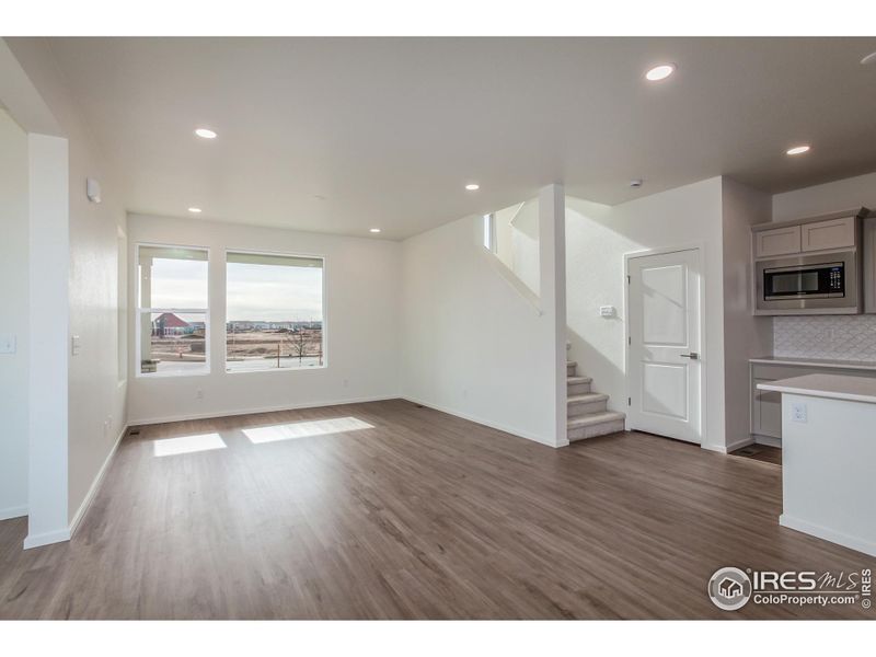 EXAMPLE PHOTOS: LIVING ROOM