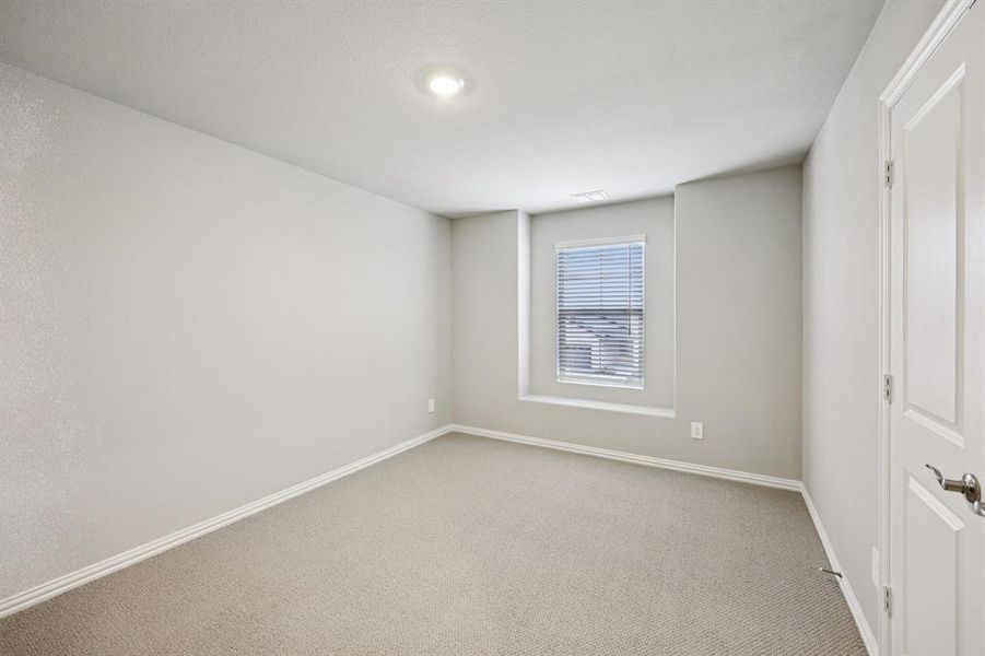 Photo is not of the actual home, but is an inspirational photo of builder’s model home and may depict options, furnishings, and/or decorator features that are not included.