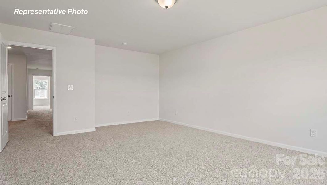 Spacious, unfurnished interior of a new home in Skybrook Corners, Huntersville (Image 24).