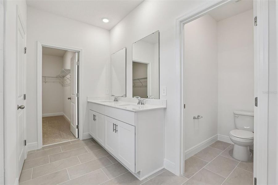 Furnished interior view inside a new home in Cyrene at Minneola, Minneola (Image 14).