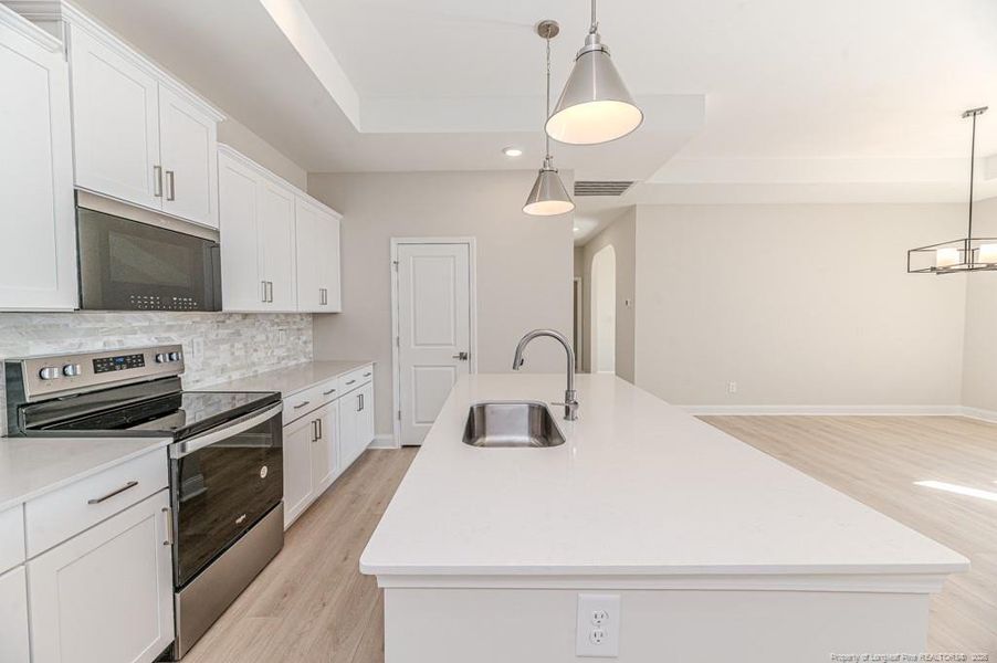 Island View toward Pantry