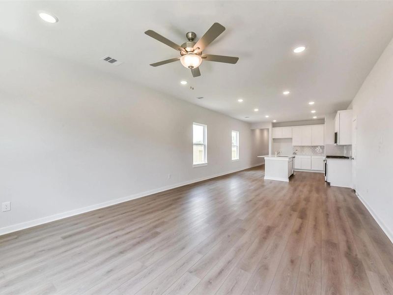 Spacious, unfurnished interior of a new home in The Villages at WestPointe, Dayton (Image 17). Spacious, unfurnished interior of a new home in The Villages at WestPointe, Dayton (Image 17).