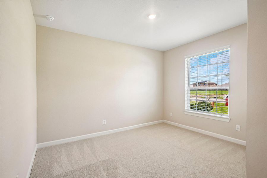 Spacious, unfurnished interior of a new home in Lago Mar, Texas City (Image 12). Spacious, unfurnished interior of a new home in Lago Mar, Texas City (Image 12).